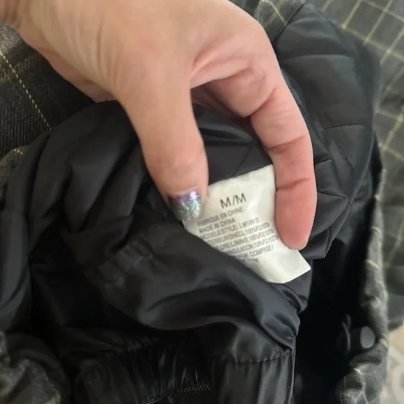 Lamar ski/snowboard jacket size women’s medium, pockets galore - Picture 4 of 5